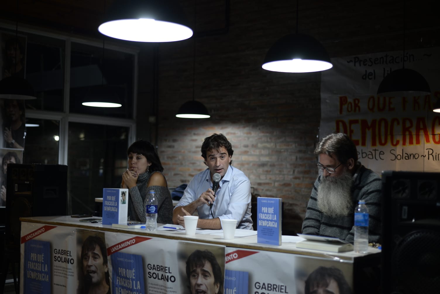 Solano presentó su libro en la UNGS - El Diario de Malvinas