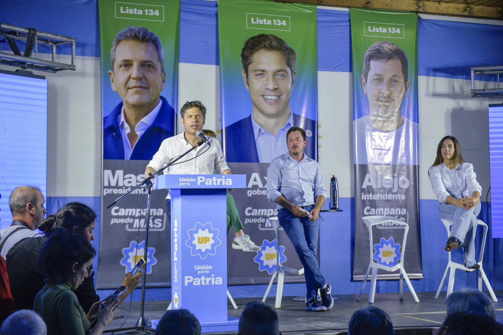 Acto de Unión por la Patria en Campana - El Diario de Malvinas