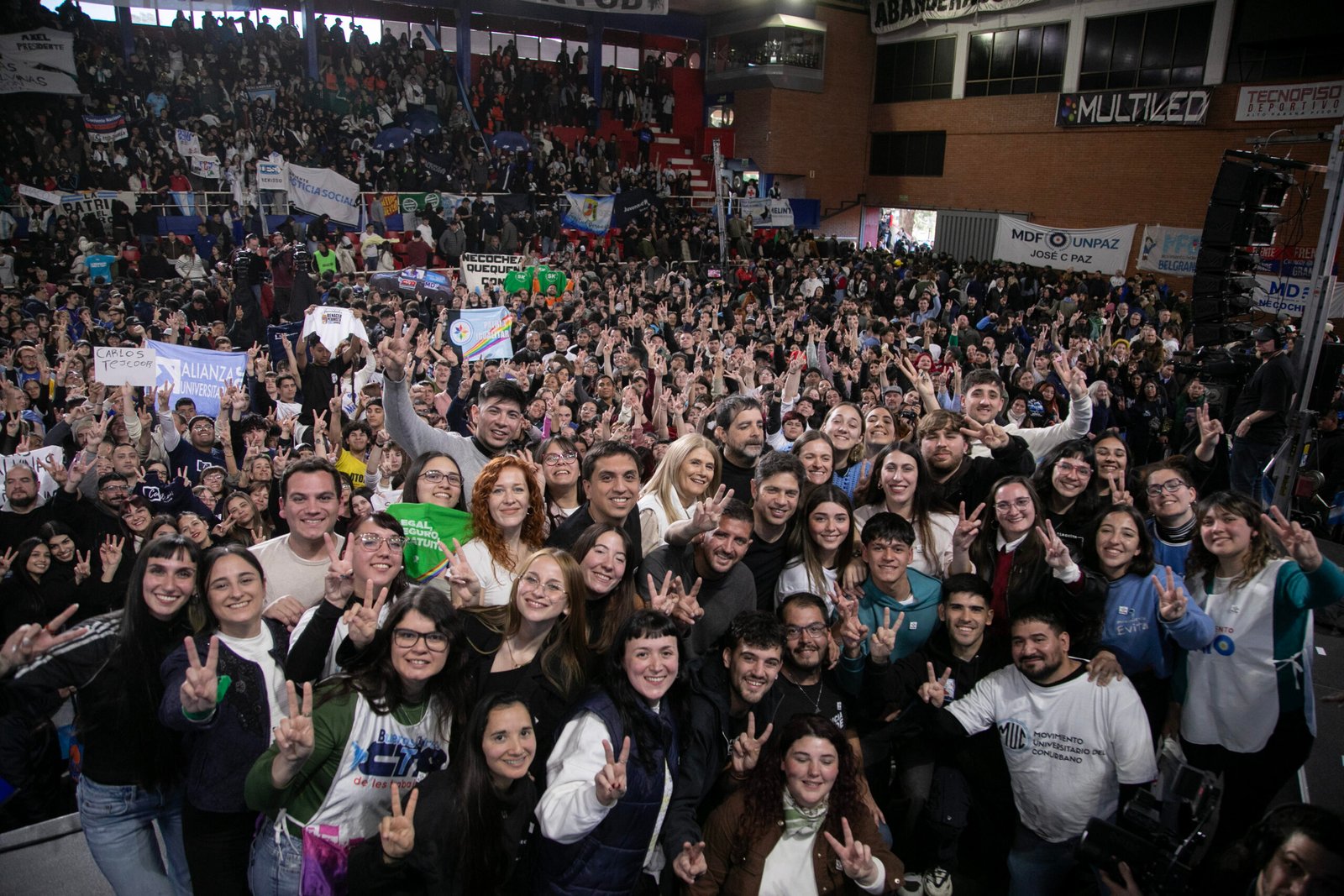 Kicillof: “Las pibas y los pibes tienen que ser los protagonistas que nos impulsen y nos muestren el norte hacia dónde ir”